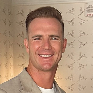 Pete Alonso headshot